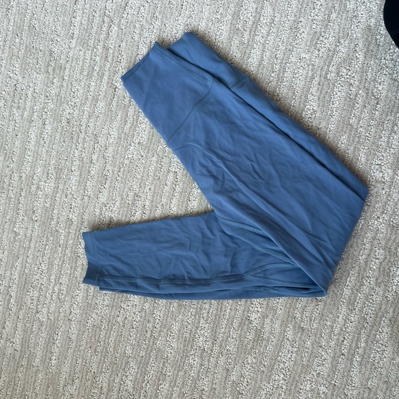 Lululemon align 25 washed denim - Picture 3 of 3